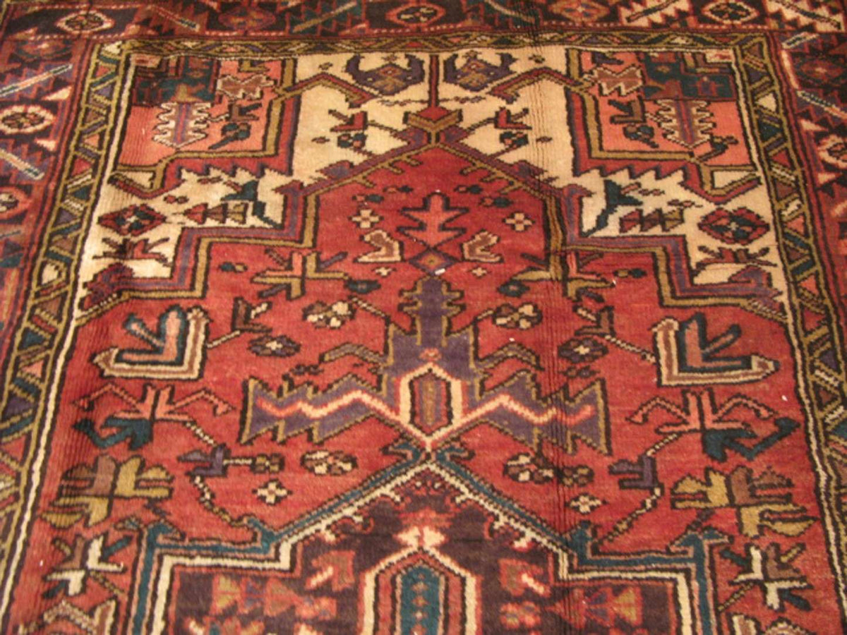 4' 7" x 7' 3" Persian Heriz Rug image 6