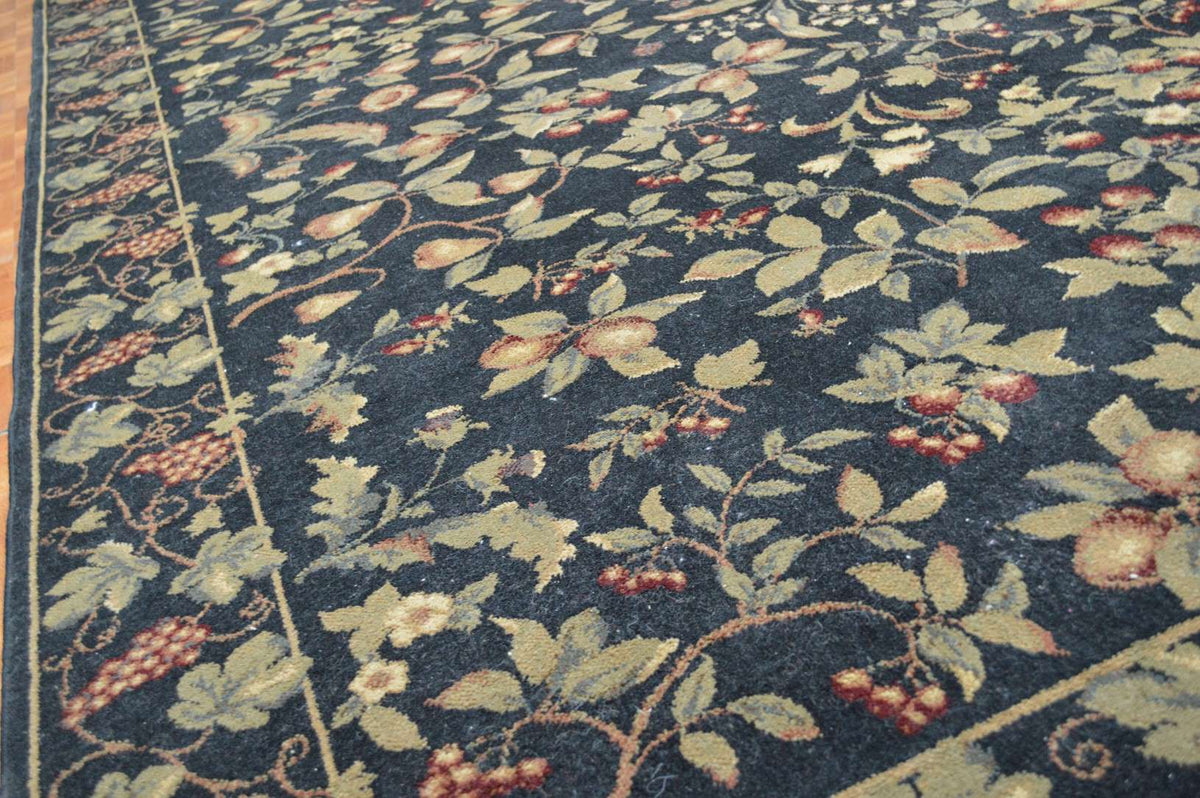 7' 5" x 10' 9" India Contemporary Rug image 3