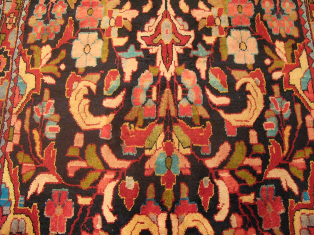 3' 7" x 9' 8" Persian Sarouk Runner image 7