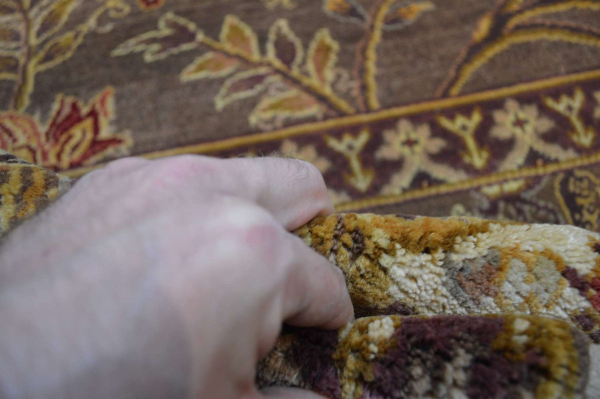 9' 2" x 11' 9" India Sultanabad Rug image 2