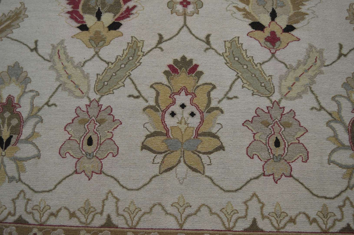 9' 6" x 13' 8" Pakistan Soumak Rug image 7