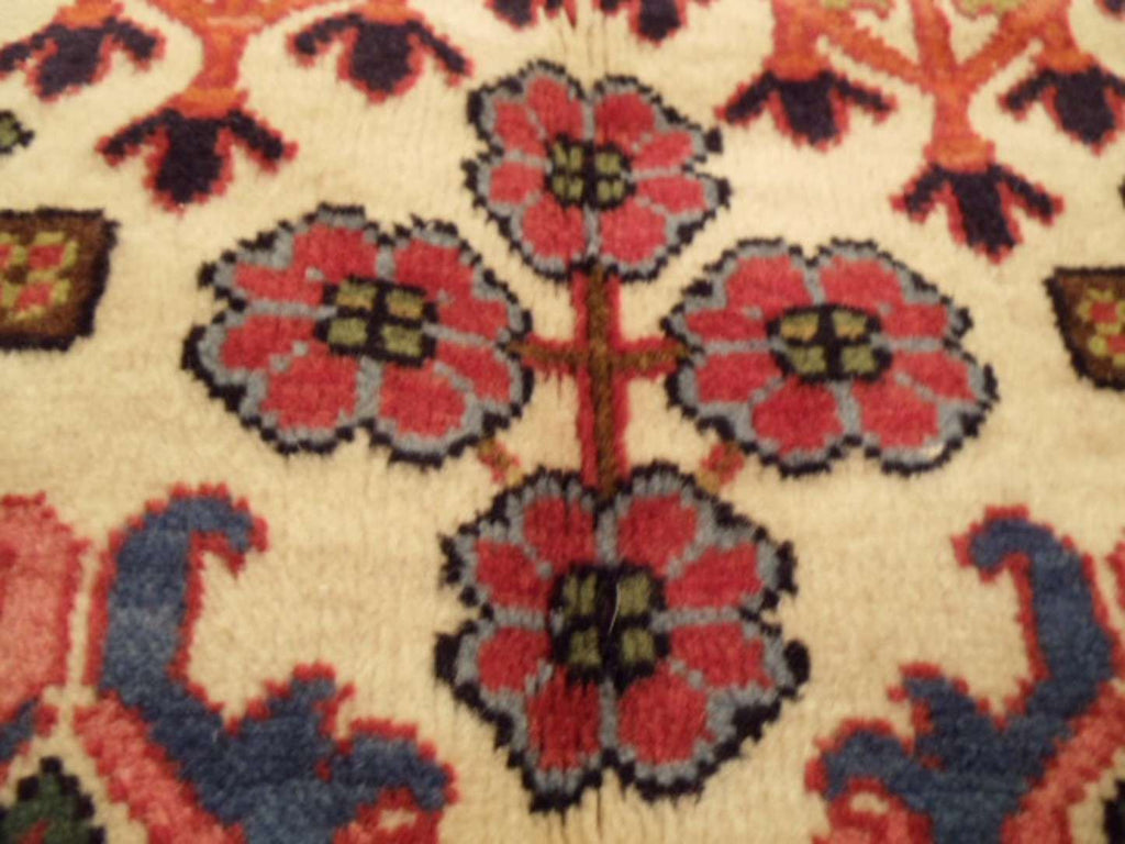 3' 7" x 6' 2" Persian Meimeh Rug image 9