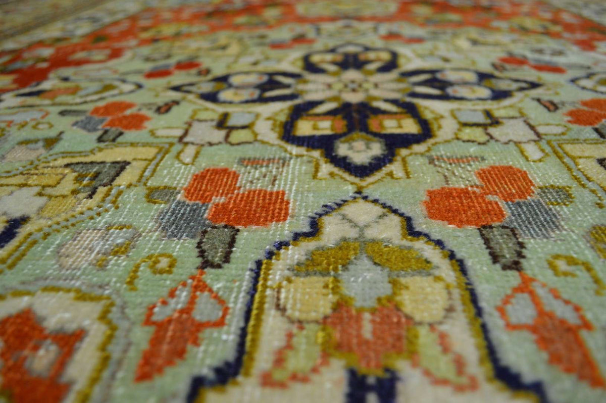 4' 8" x 6' 4" Persian Tabriz Rug image 5