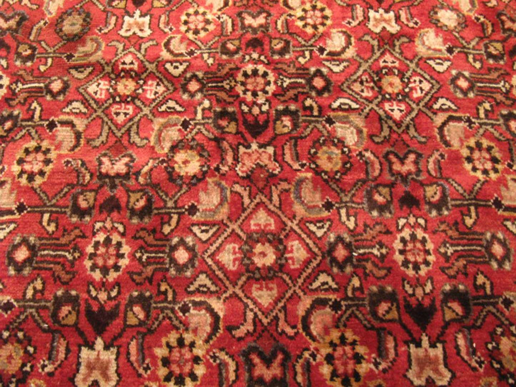 5' 3" x 10' 9" Persian Hosseinabad Rug image 2