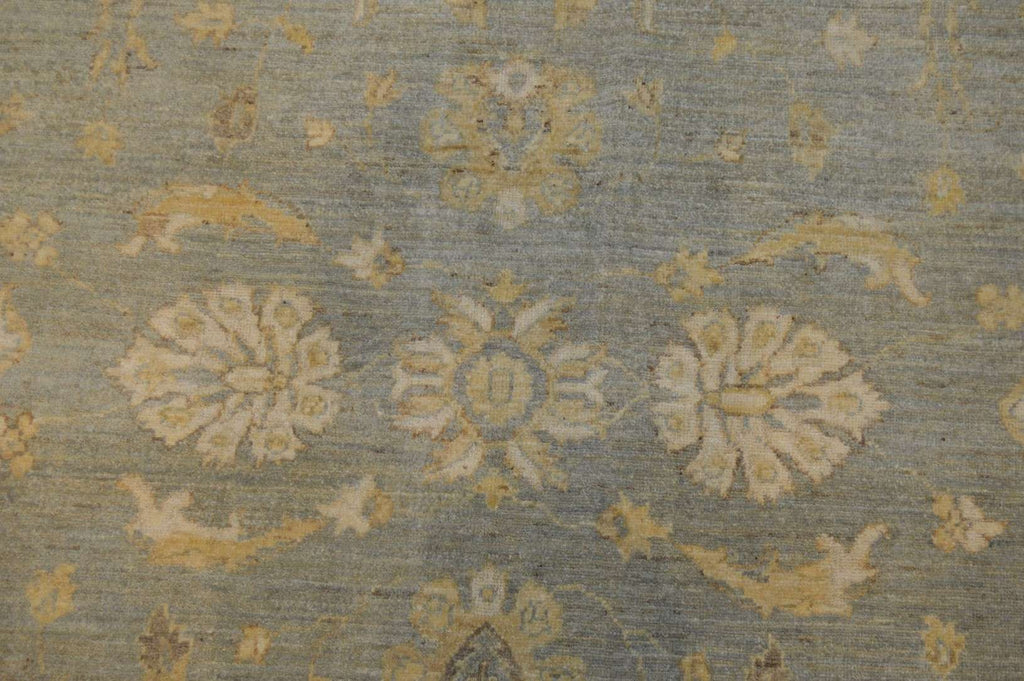 6' 0" x 8' 6" Pakistan Peshawar Rug image 5