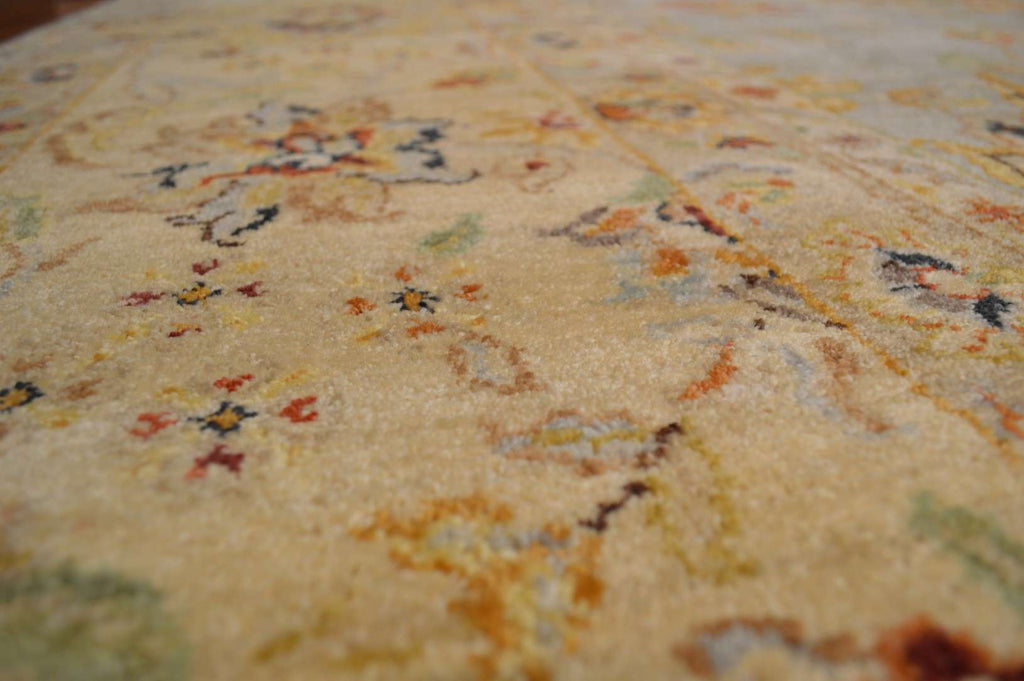 9' 8" x 10' 0" India Sultanabad Square Rug image 7