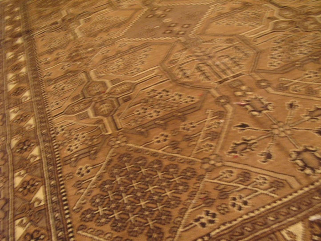 6' 8" x 9' 7" Persian Ferdows Rug image 7