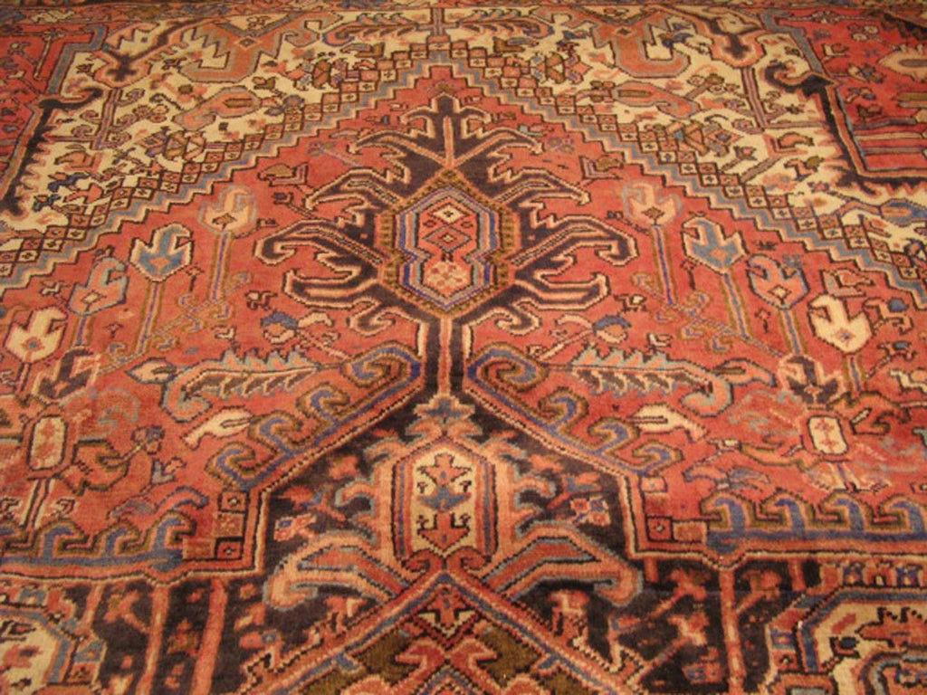 9' 1" x 11' 1" Persian Heriz Rug image 6