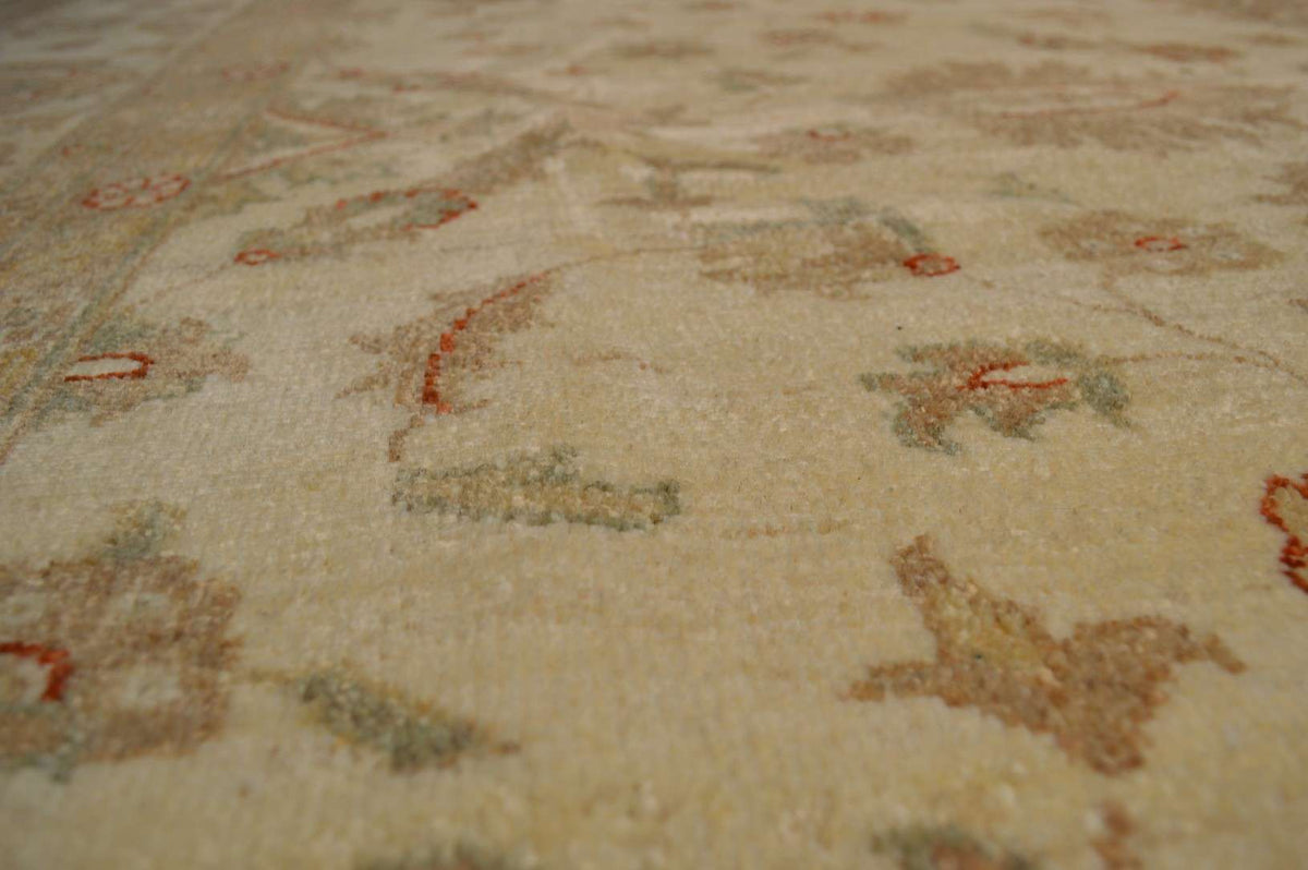 8' 0" x 9' 10" Pakistan Peshawar Rug image 5