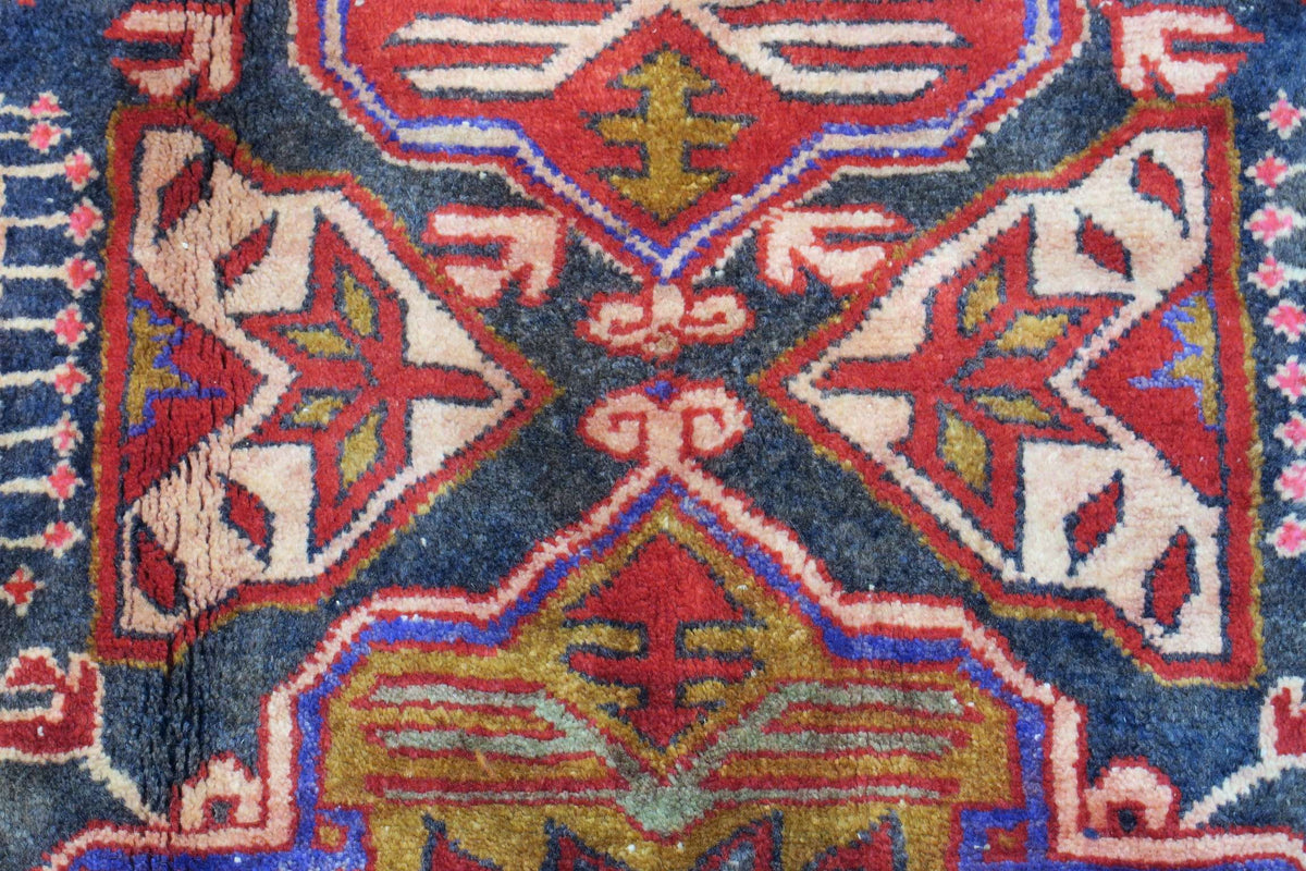 4'3'' x 11'2'' Persian Ardabil Runner image 11