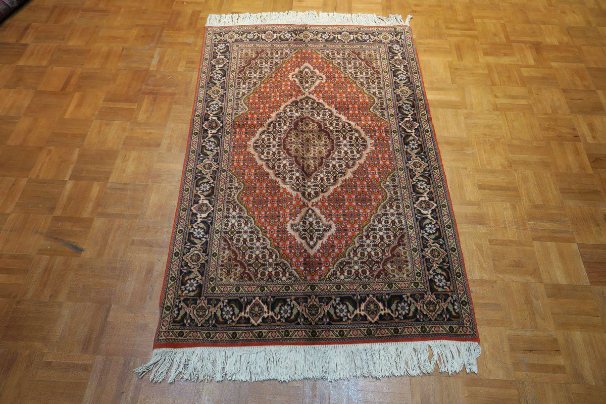 3' 3" x 5' 0" Persian Tabriz Rug image 11