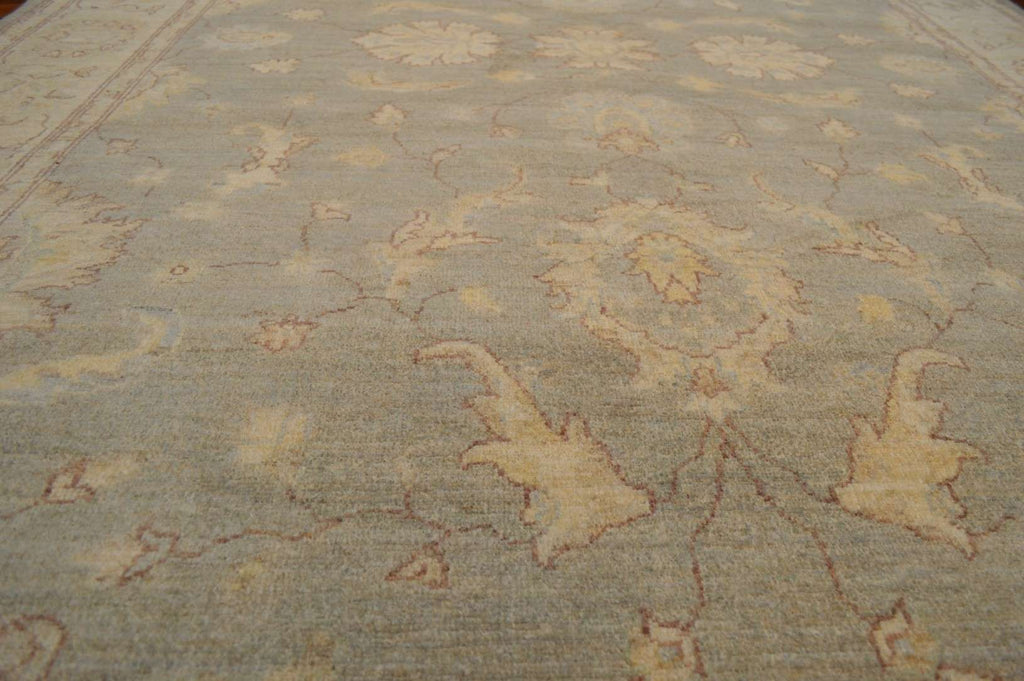 6' 1" x 9' 2" Pakistan Peshawar Rug image 8