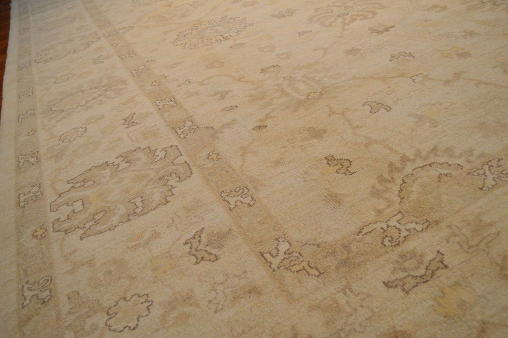 10' 3" x 14' 0" Pakistan Peshawar Rug image 5