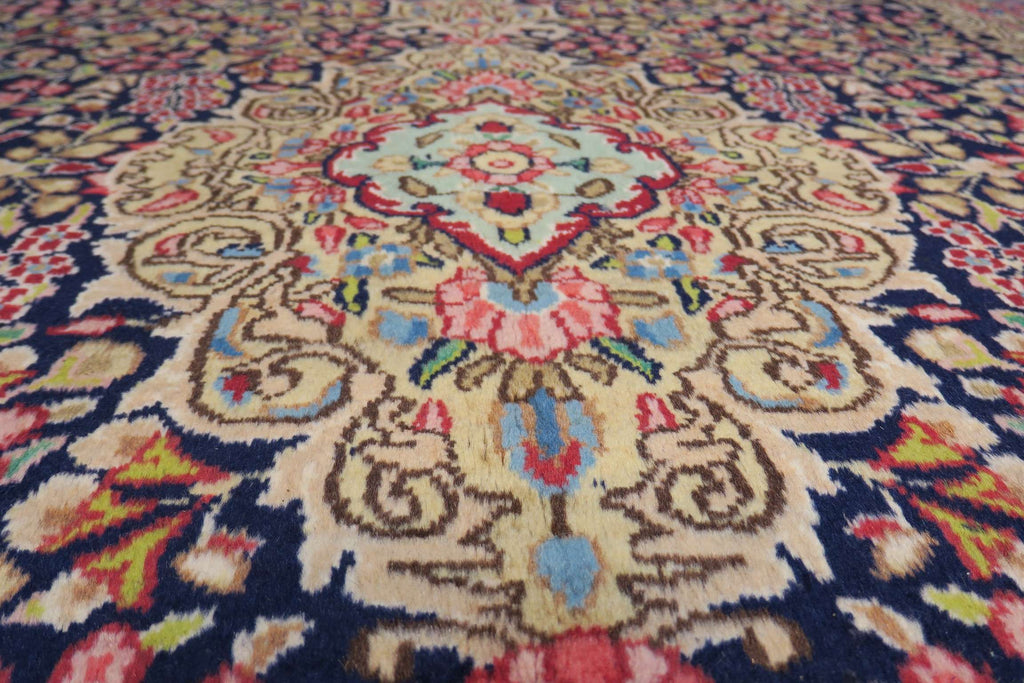 6' 3" x 9' 5" Persian Kerman Rug image 7