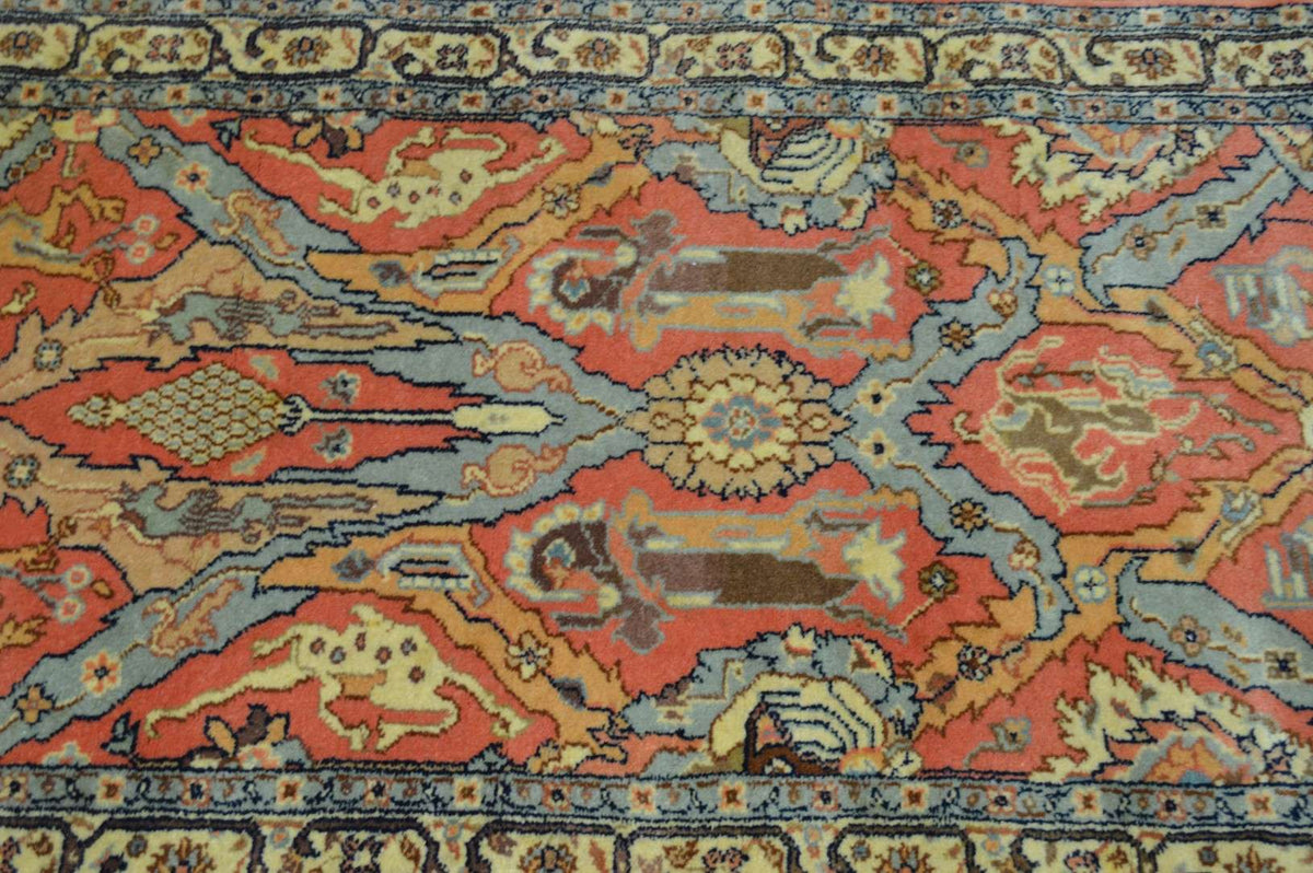 3' 0" x 5' 2" India Tabriz Rug image 3