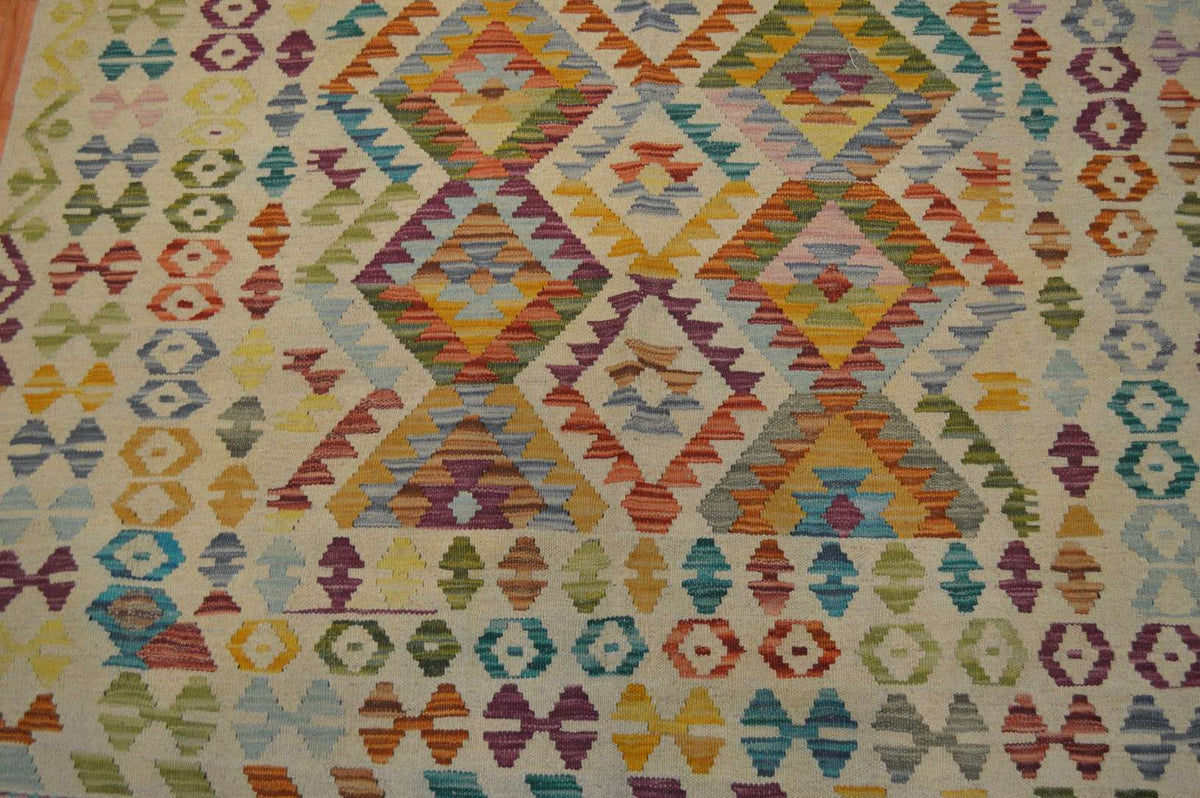 5' 1" x 6' 7" India Kilim Rug image 2