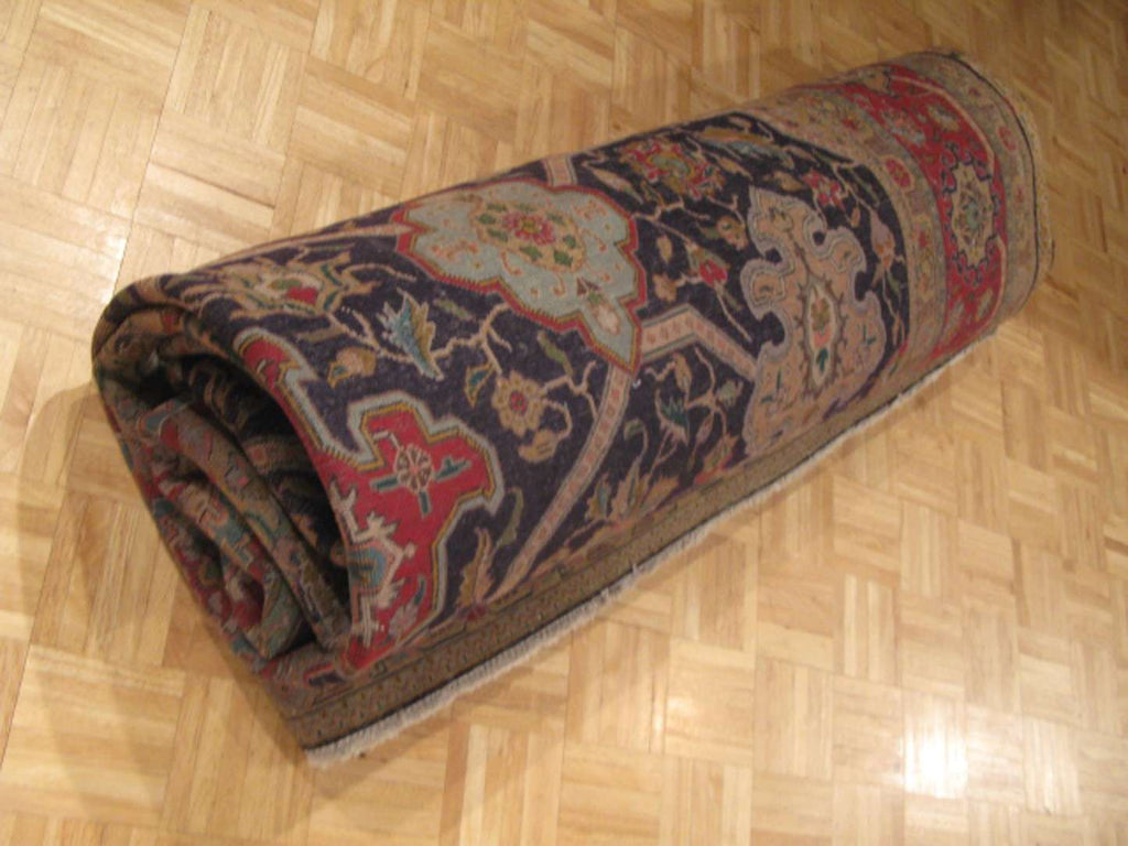 9' 9" x 13' 0" Persian Tabriz Rug image 11