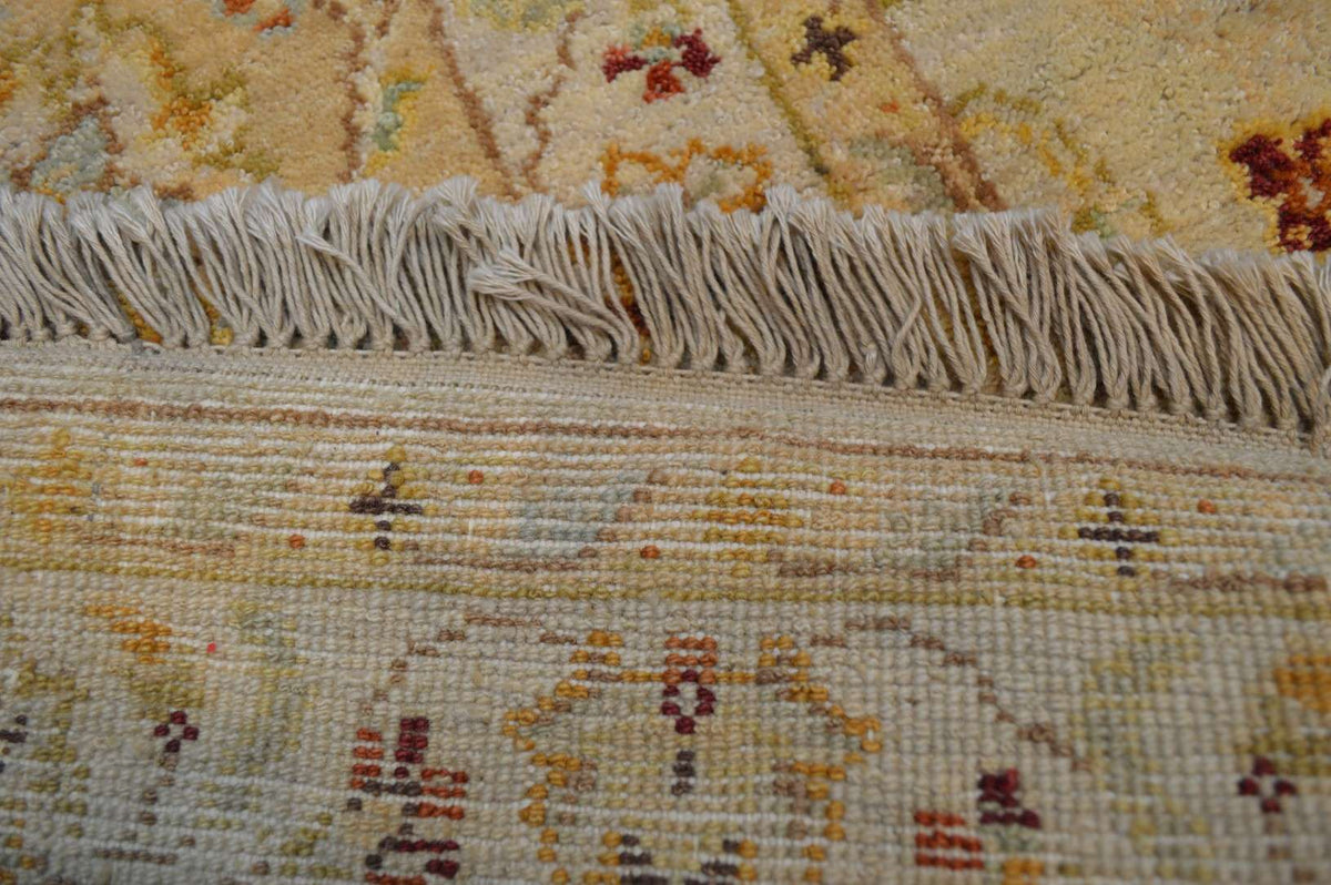 8' 0" x 10' 3" India Sultanabad Rug image 12