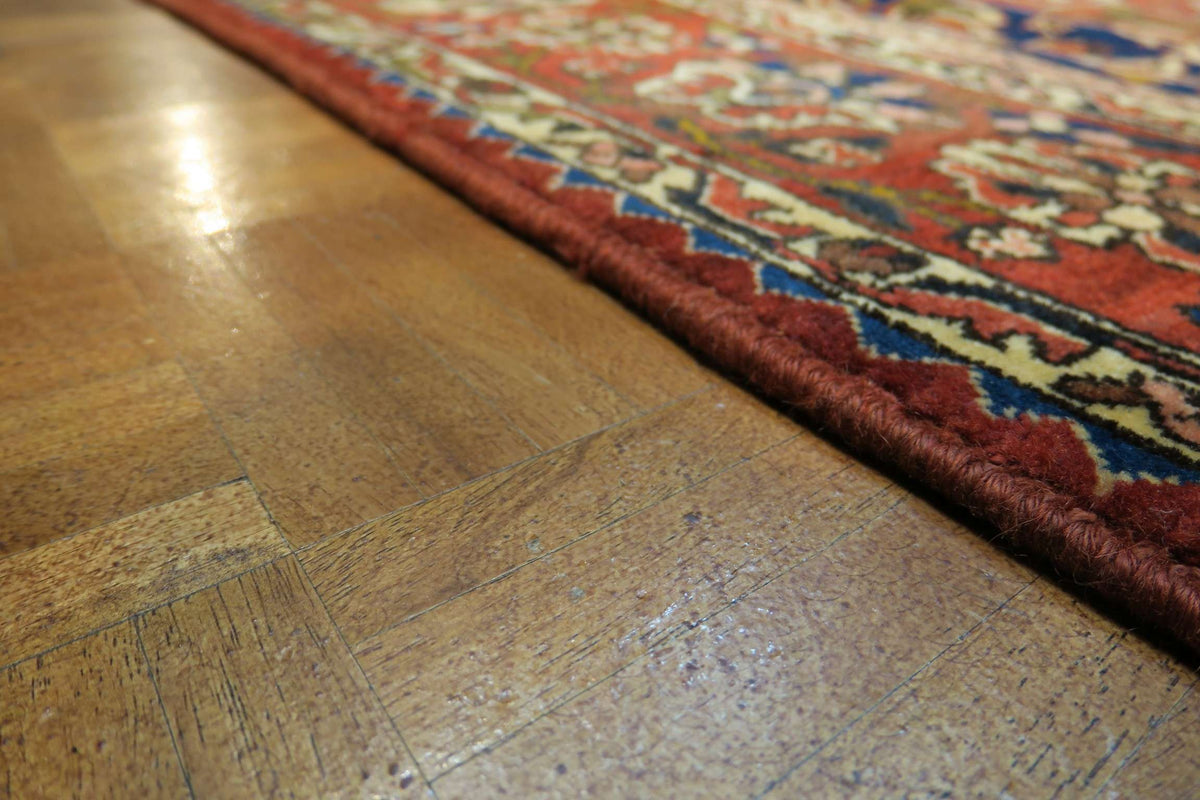6' 9" x 10' 1" Persian Bakhtiar Rug image 1