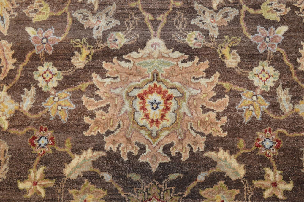 8' 1" x 10' 0" India Sultanabad Rug image 6