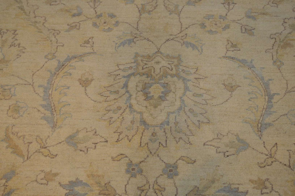 8' 9" x 11' 10" Pakistan Peshawar Rug image 8