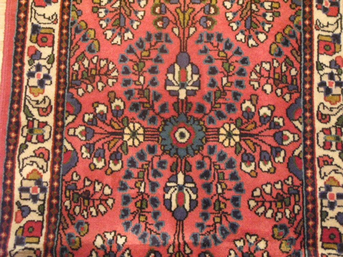 2' 2" x 4' 6" Persian Sarouk Rug image 6