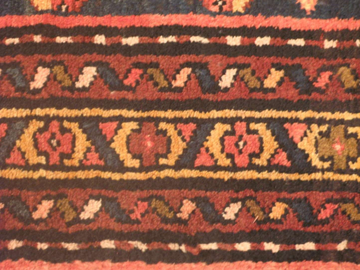 3' 7" x 9' 7" Persian Bakhtiari Runner image 8