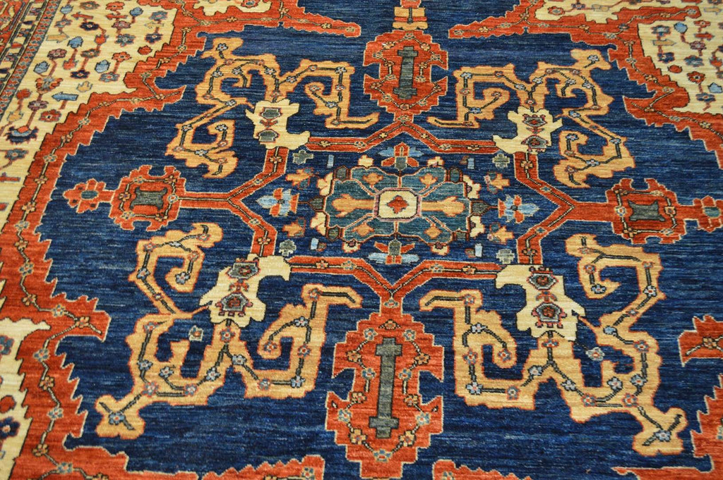 9' 0" x 11' 8" Pakistan Serapi Rug image 3