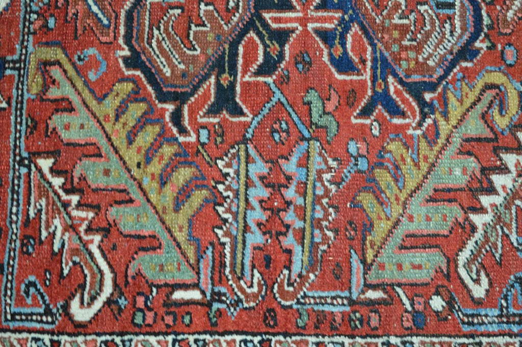 6' 6" x 9' 5" Persian Heriz Rug image 7