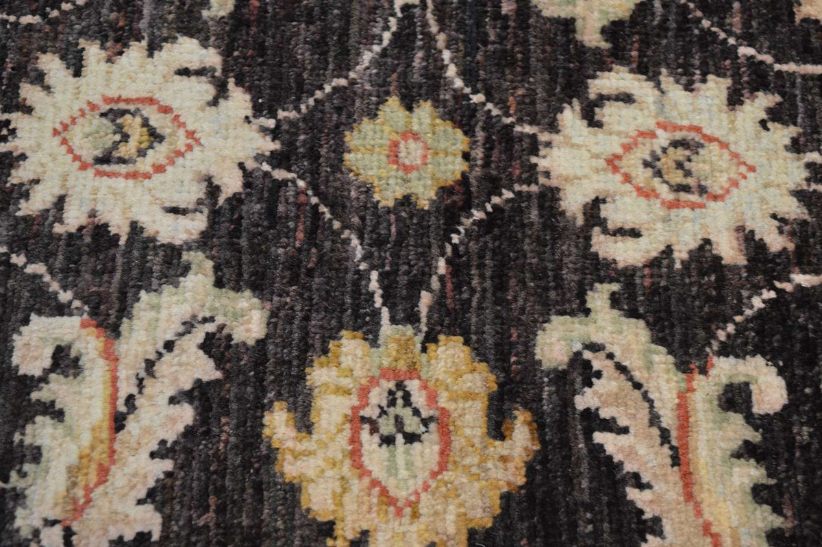 2' 0" x 3' 0" Pakistan Peshawar Rug image 7