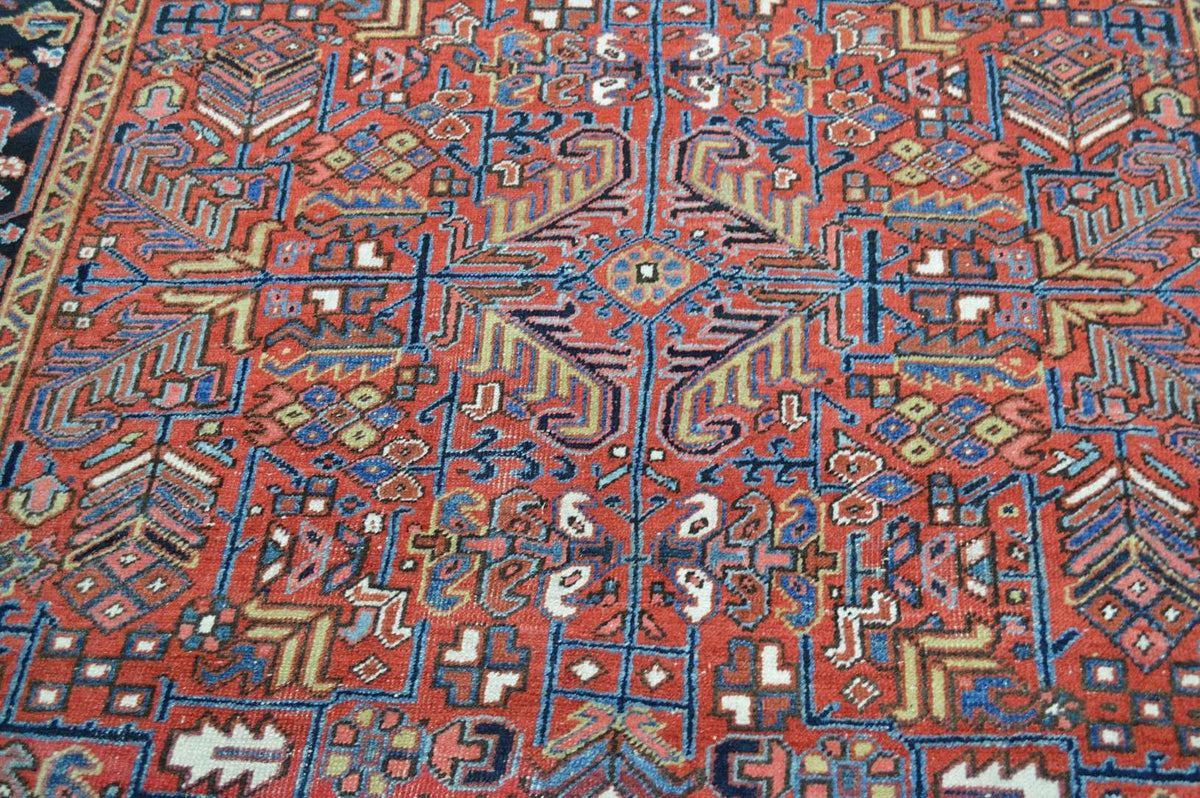 7' 3" x 10' 7" Persian Heriz Rug image 2