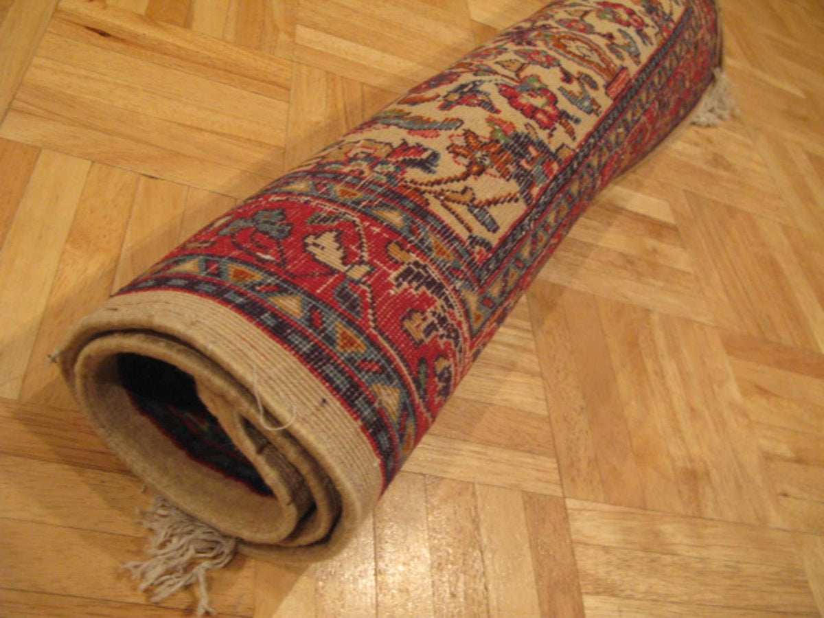 2' 2" x 2' 6" Persian Sarouk Rug image 11
