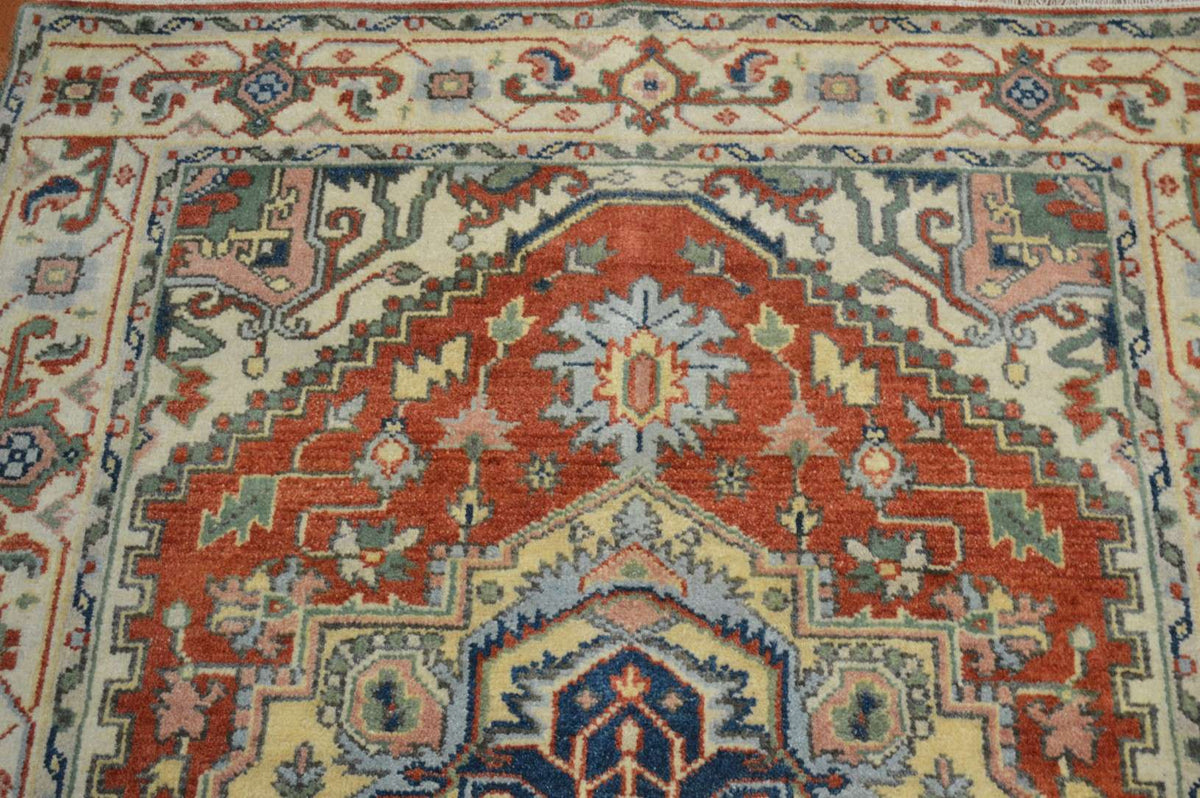 4' 0" x 6' 0" India Serapi Rug image 5