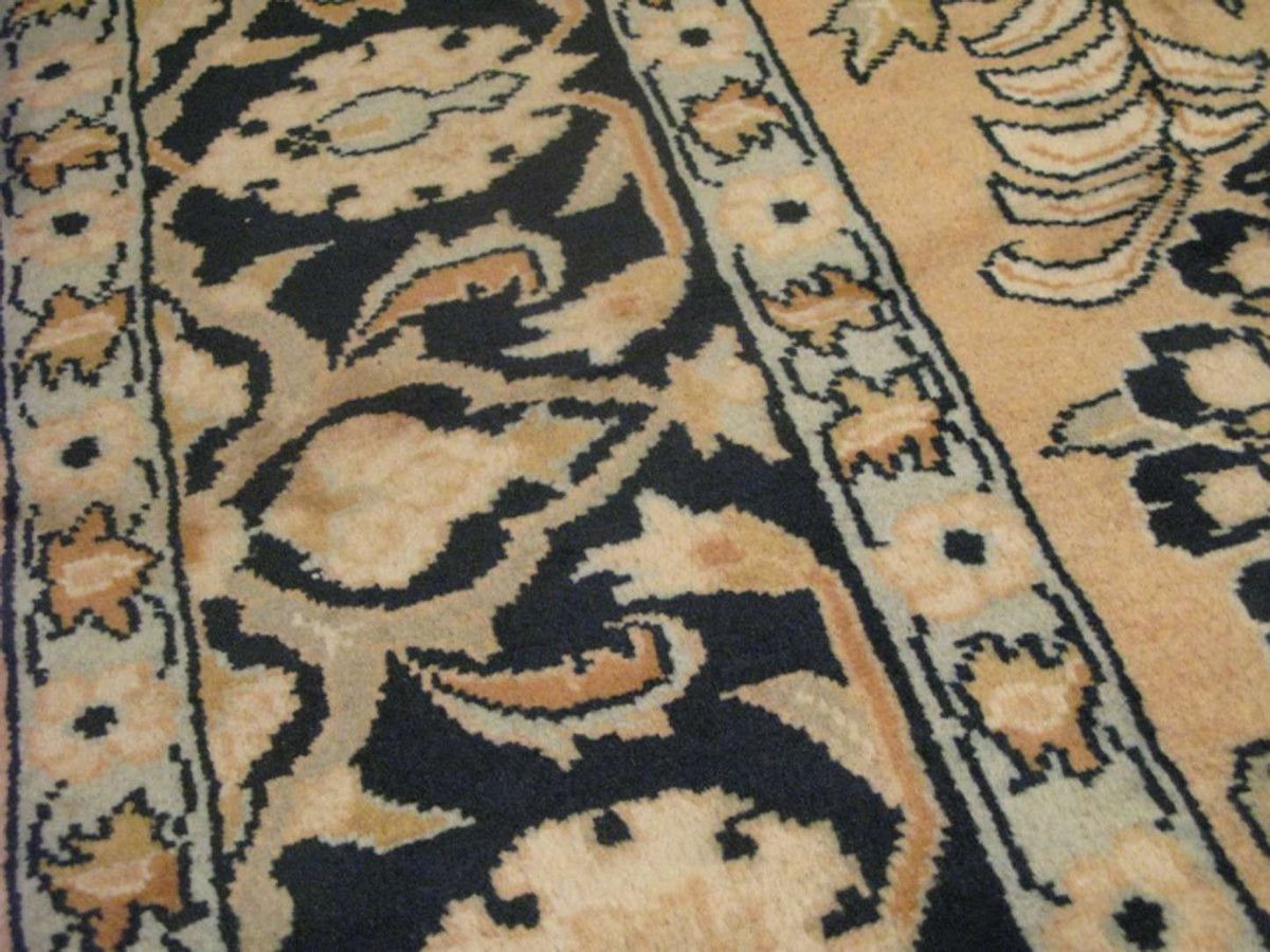 7' 1" x 9' 8" Persian Mahal Rug image 5