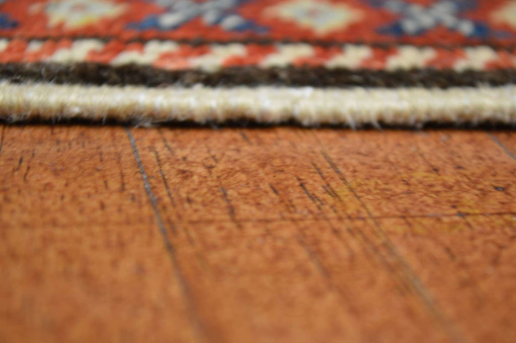 3' 8" x 5' 8" Pakistan Shirvan Rug image 10