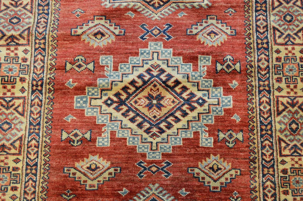 3' 5" x 4' 10" Pakistan Kazak Rug image 8