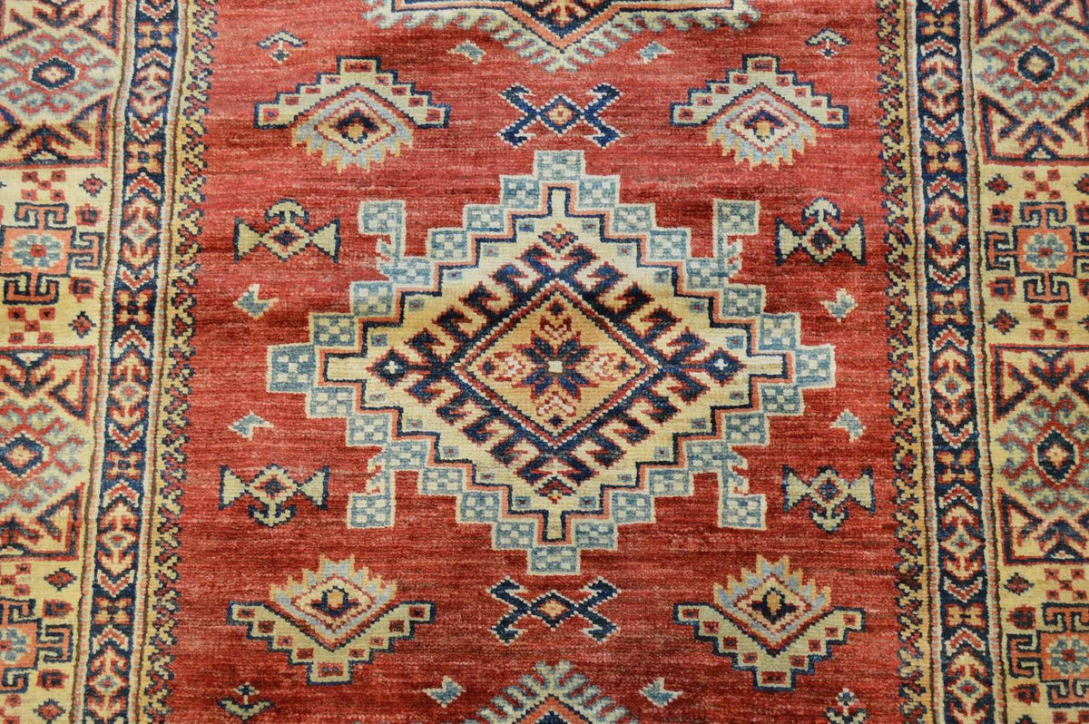 3' 5" x 4' 10" Pakistan Kazak Rug image 8