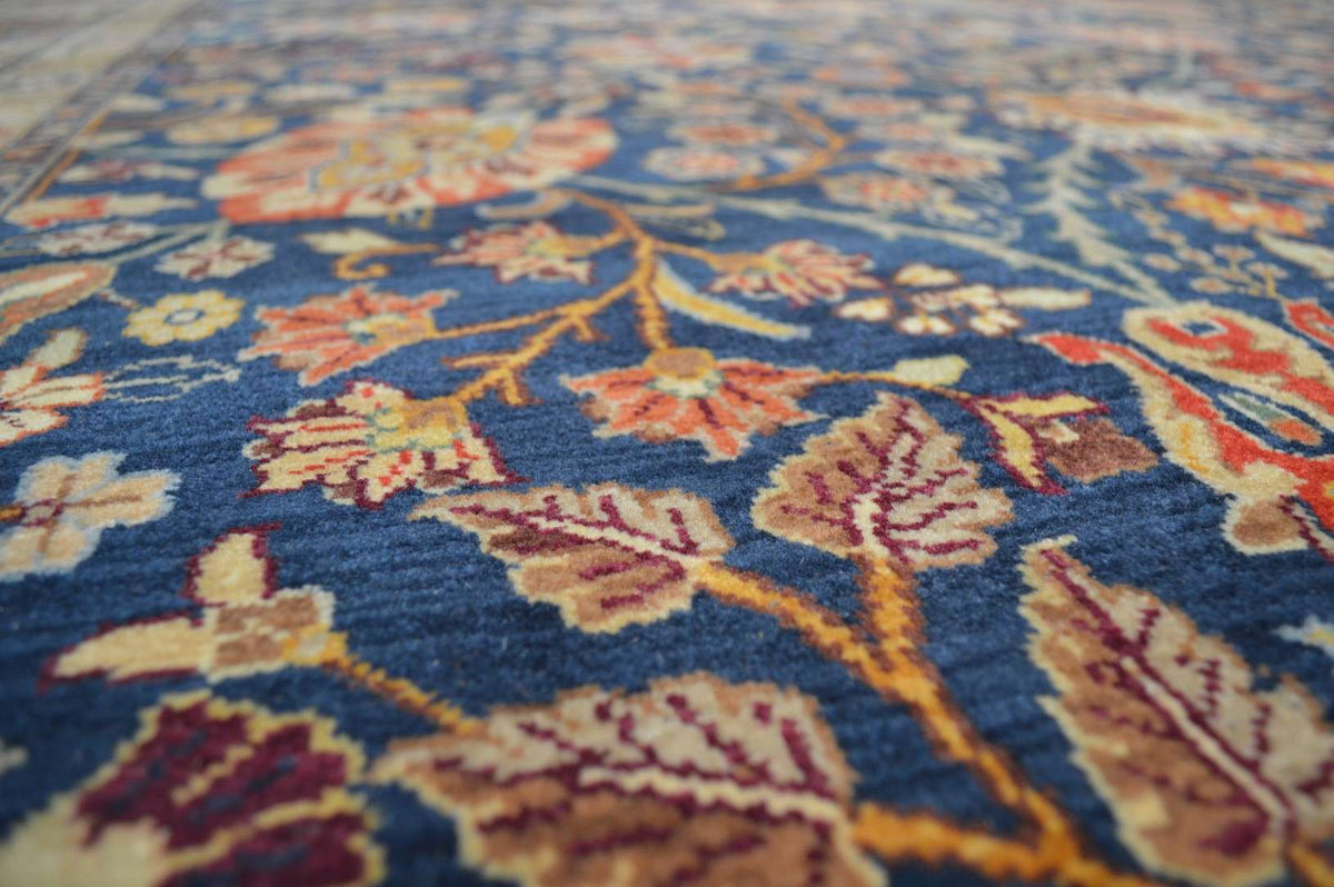 8' 1" x 10' 3" India Sultanabad Rug image 2