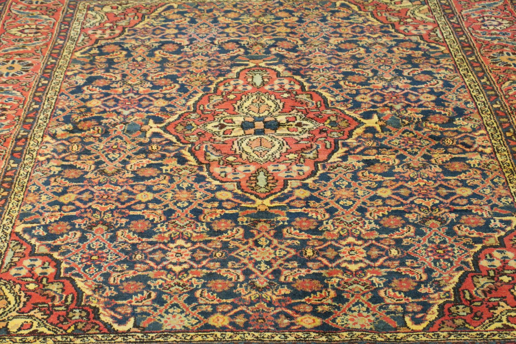 4' 10" x 6' 8" Persian Hamadan Rug image 7