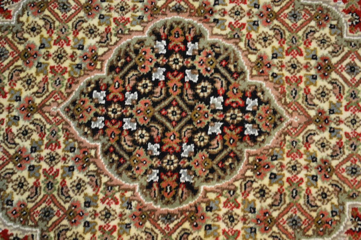 6' 3" x 9' 5" India Tabriz Rug image 2