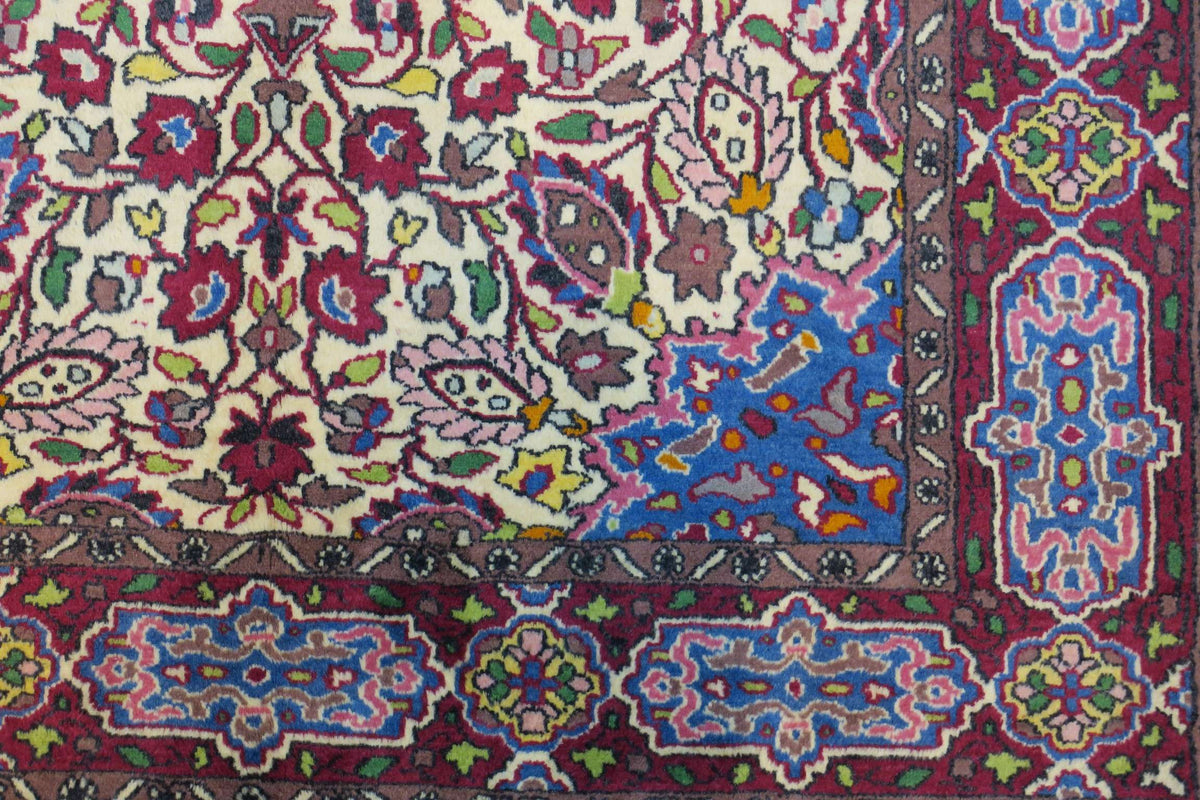 3' 0" x 5' 1" Persian Sarouk Rug image 8