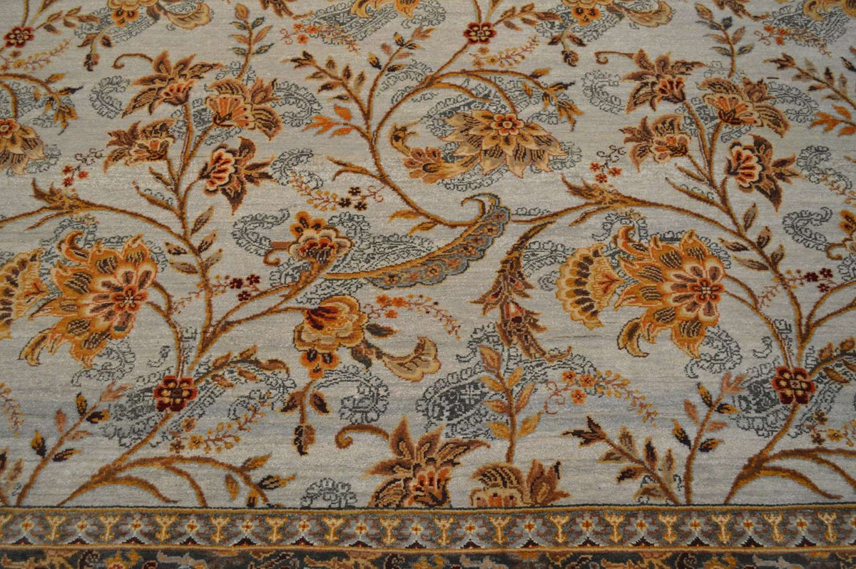 8' 0" x 10' 0" India Sultanabad Rug image 9