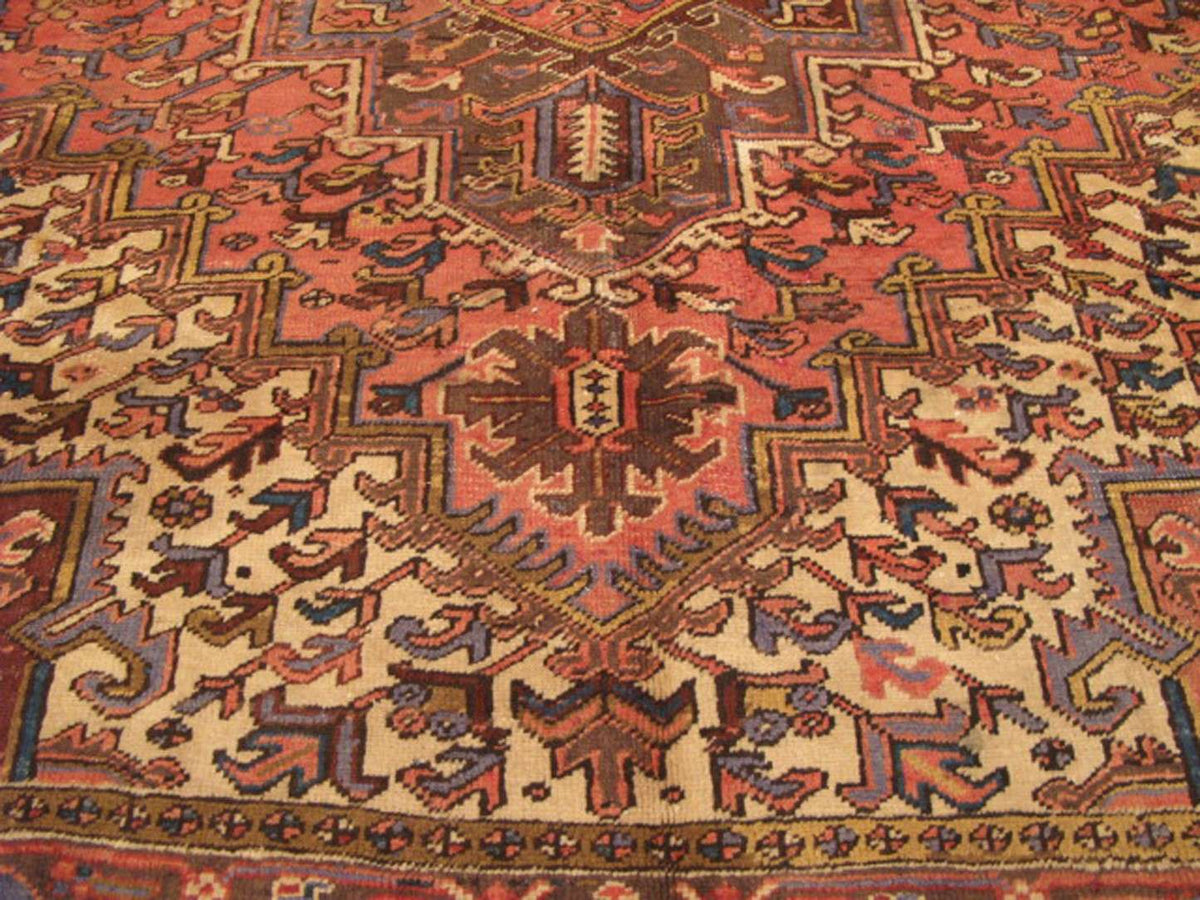 6' 1" x 8' 9" Persian Heriz Rug image 6