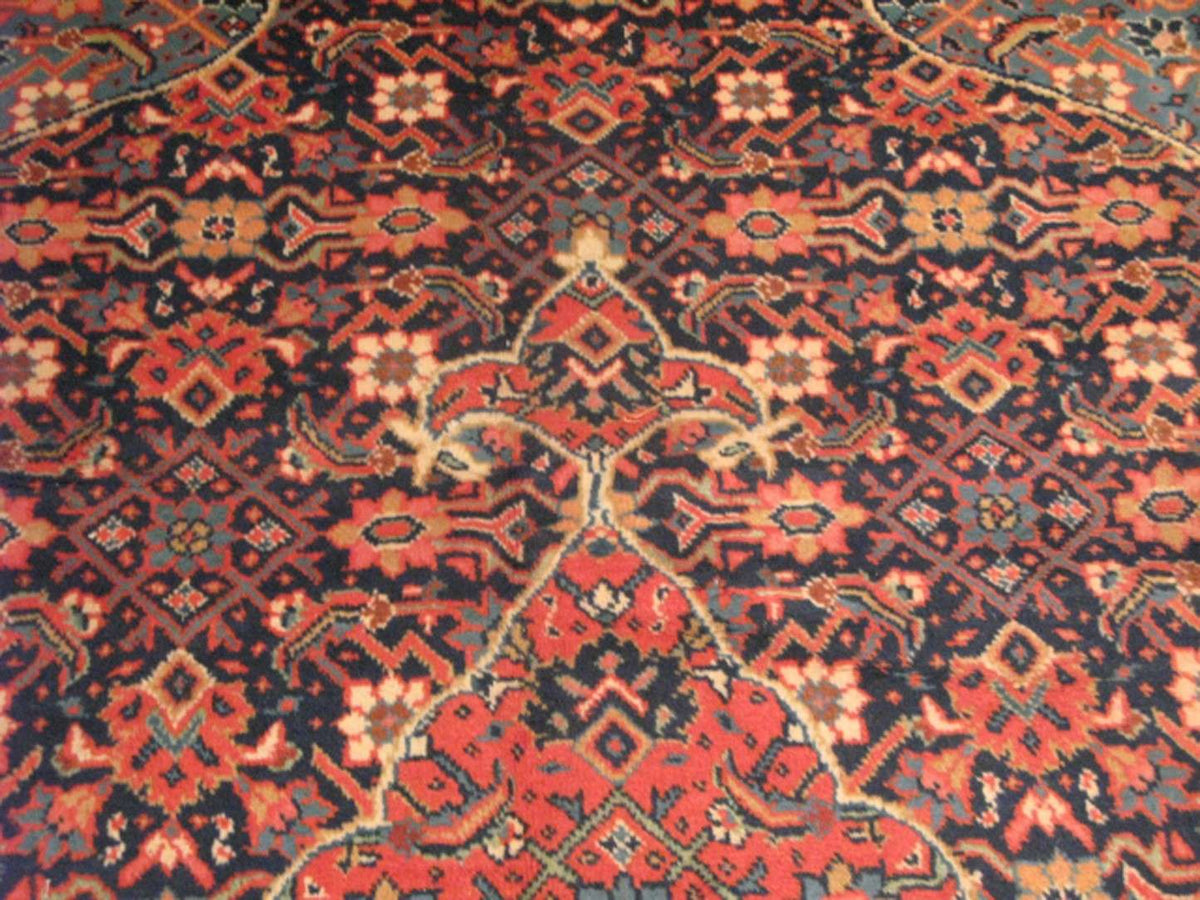 7' 3" x 10' 0" Persian Sarouk Rug image 7
