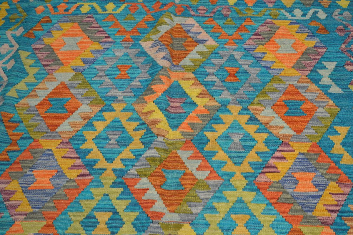 6' 6" x 10' 0" India Kilim Rug image 10
