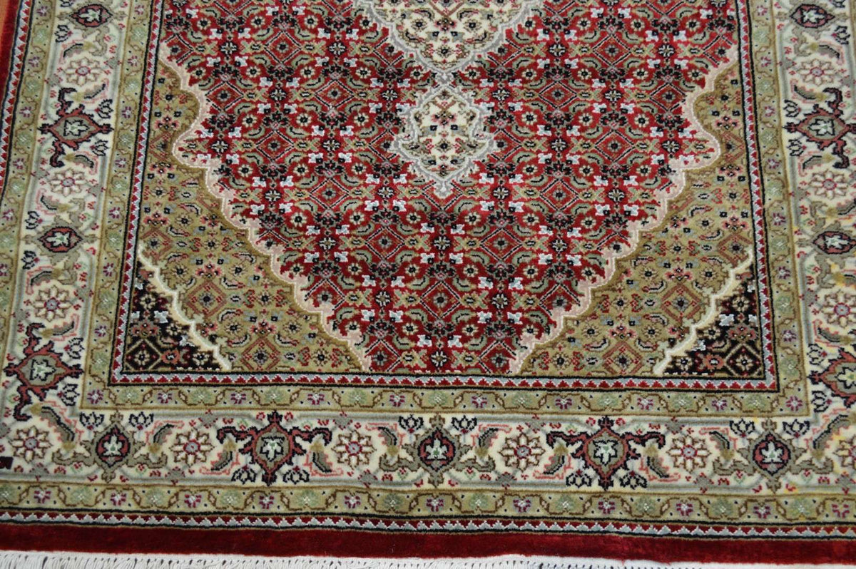 4' 0" x 6' 2" India Tabriz Rug image 2