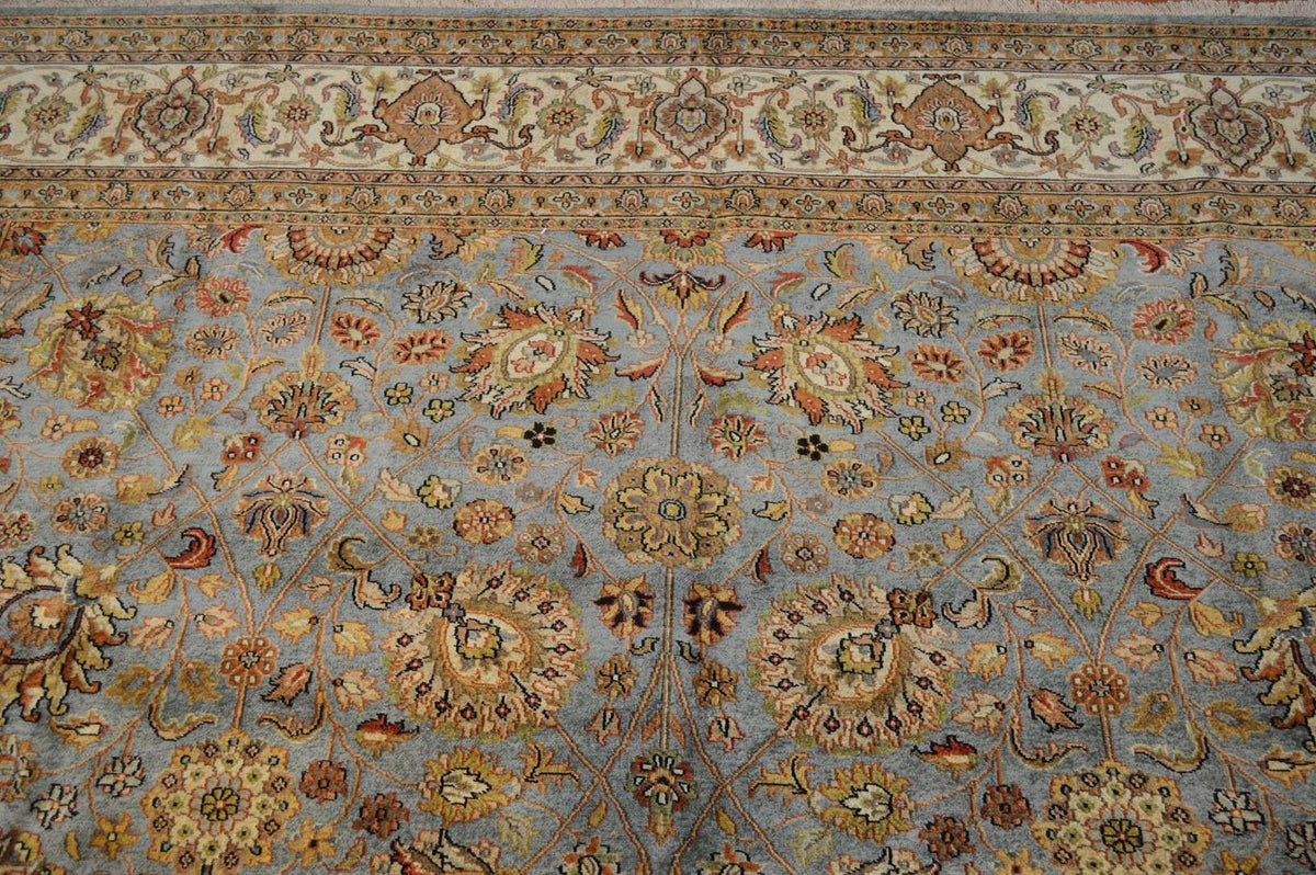 8' 2" x 10' 0" India Agra Rug image 2