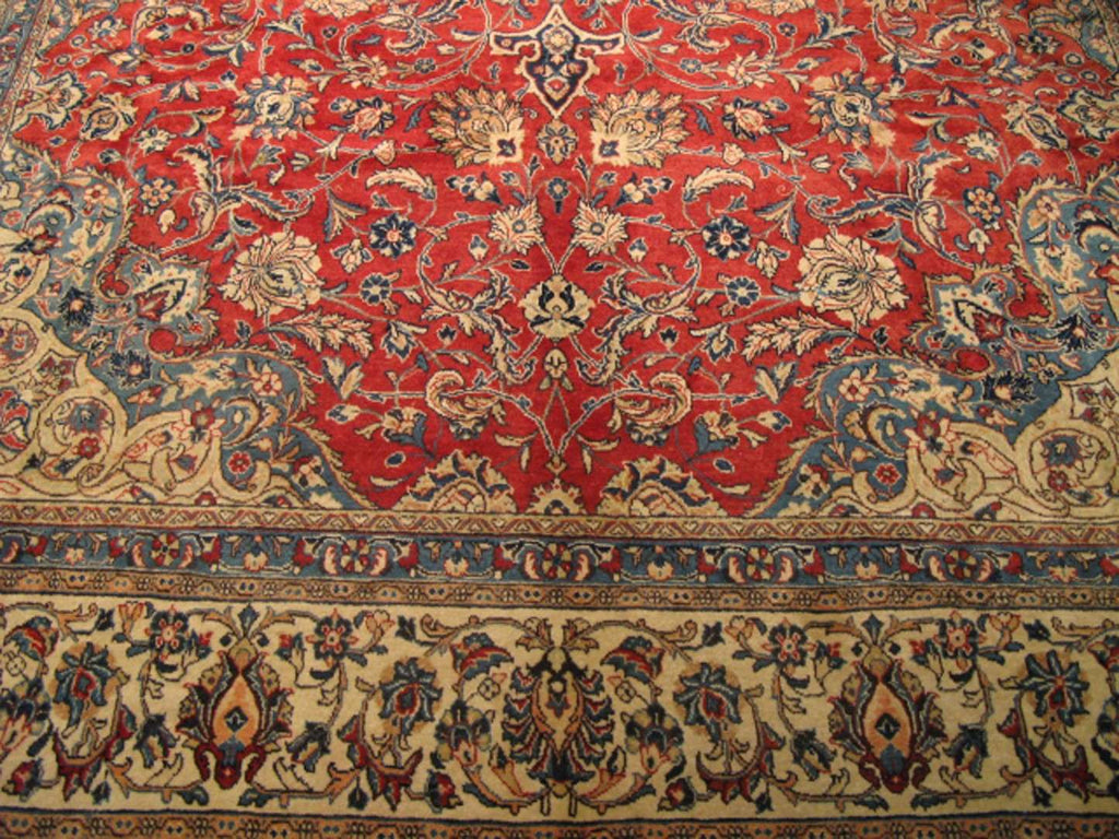 8' 9" x 12' 9" Persian Sarouk Rug image 4