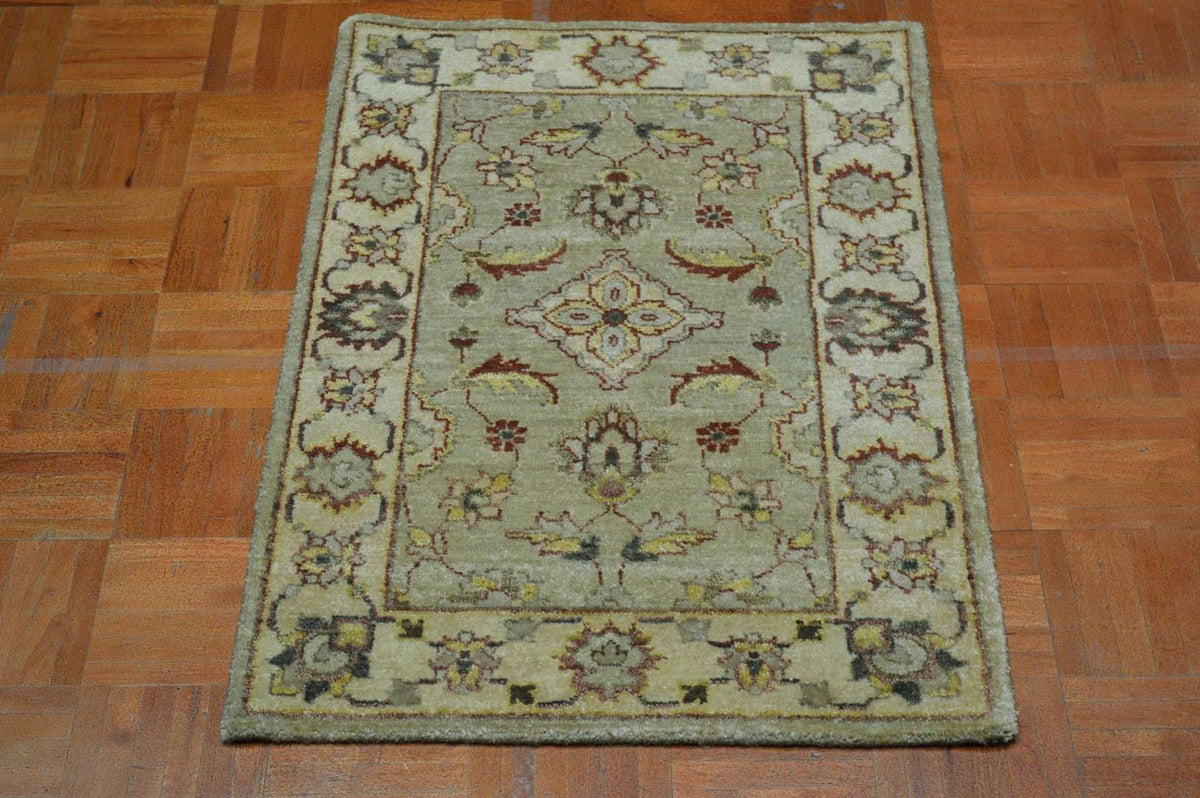 2' 0" x 3' 0" India Peshawar Rug image 12