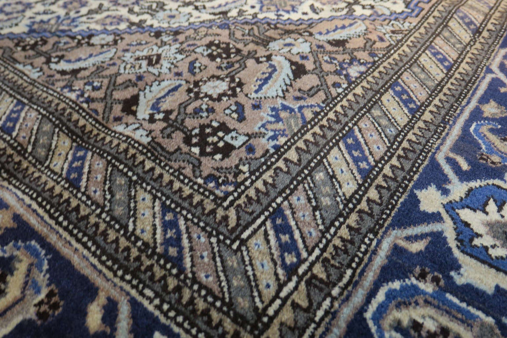 6' 10" x 10' 2" Persian Ardabil Rug image 8
